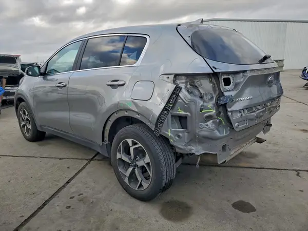 KNDPMCAC9N7998189 2022 KIA SPORTAGE - Image 2
