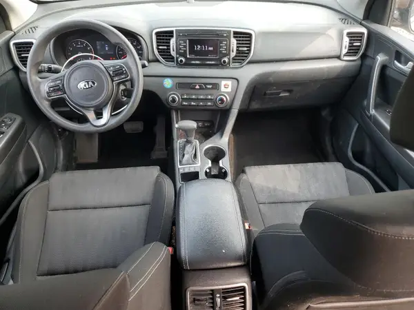 KNDPMCACXH7036701 2017 KIA SPORTAGE - Image 8