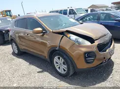 KNDPMCACXH7037332 2017 KIA SPORTAGE