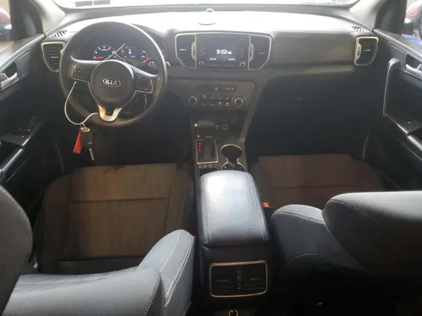 KNDPMCACXH7038271 2017 KIA SPORTAGE - Image 8