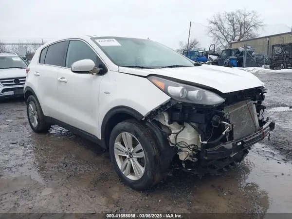 KNDPMCACXH7041056 2017 KIA SPORTAGE - Image 1