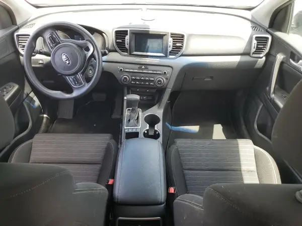 KNDPMCACXH7053465 2017 KIA SPORTAGE - Image 8