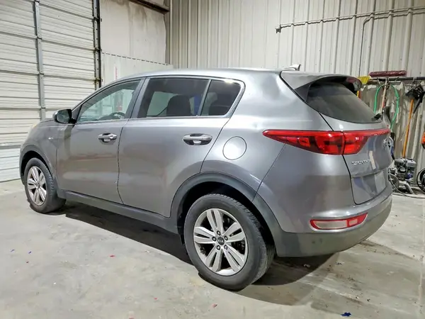 KNDPMCACXH7063400 2017 KIA SPORTAGE - Image 2