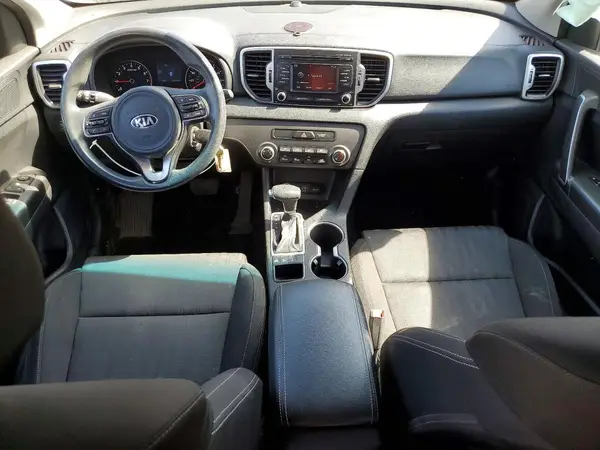 KNDPMCACXH7063767 2017 KIA SPORTAGE - Image 8