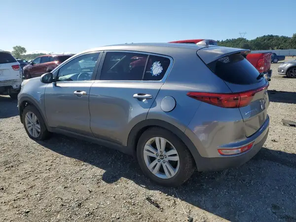 KNDPMCACXH7068094 2017 KIA SPORTAGE - Image 2