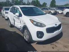 KNDPMCACXH7076387 2017 KIA SPORTAGE