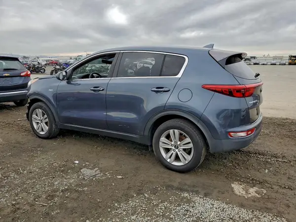 KNDPMCACXH7087177 2017 KIA SPORTAGE - Image 2