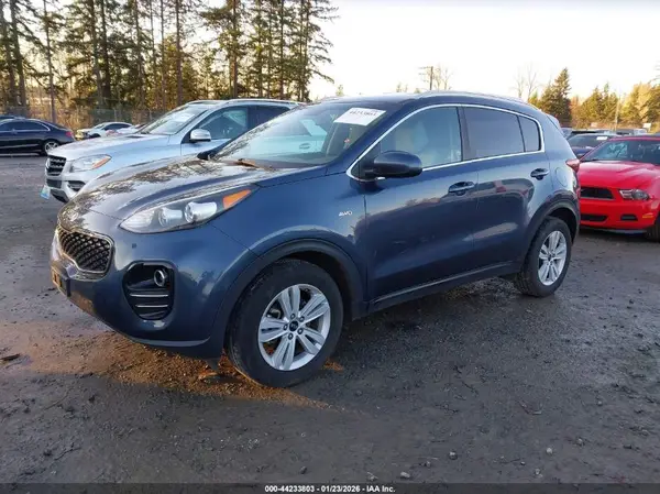 KNDPMCACXH7100087 2017 KIA SPORTAGE - Image 2