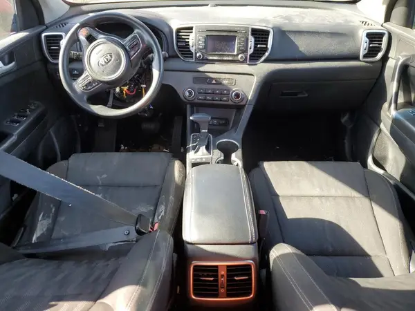 KNDPMCACXH7101272 2017 KIA SPORTAGE - Image 8