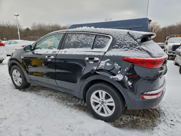 KNDPMCACXH7101806 2017 KIA SPORTAGE - Image 2