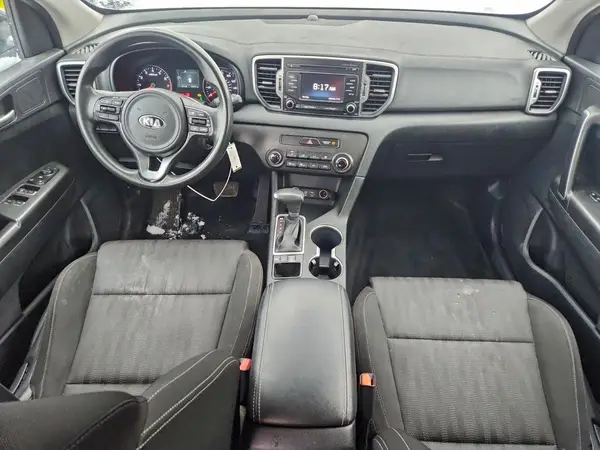 KNDPMCACXH7101806 2017 KIA SPORTAGE - Image 8
