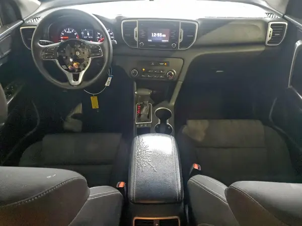 KNDPMCACXH7102485 2017 KIA SPORTAGE - Image 8