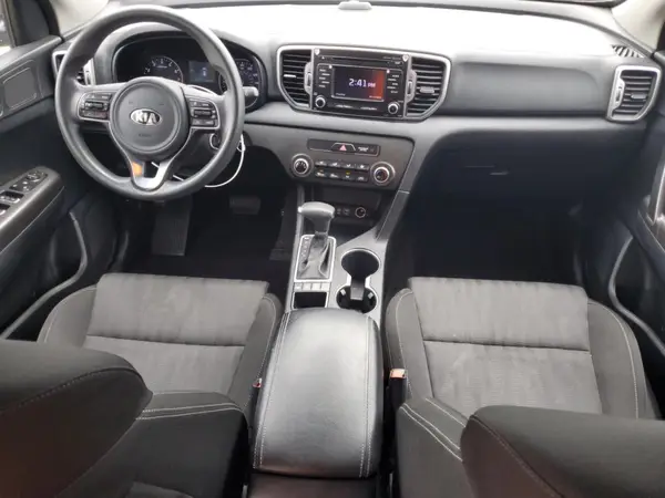 KNDPMCACXH7104625 2017 KIA SPORTAGE - Image 8