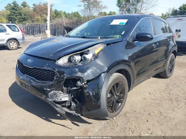 KNDPMCACXH7120470 2017 KIA SPORTAGE - Image 2