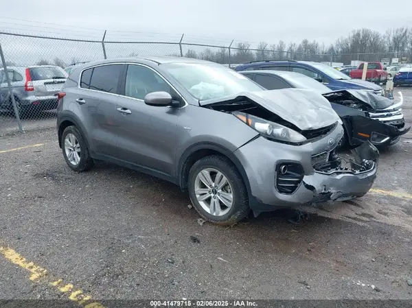 KNDPMCACXH7137947 2017 KIA SPORTAGE - Image 1
