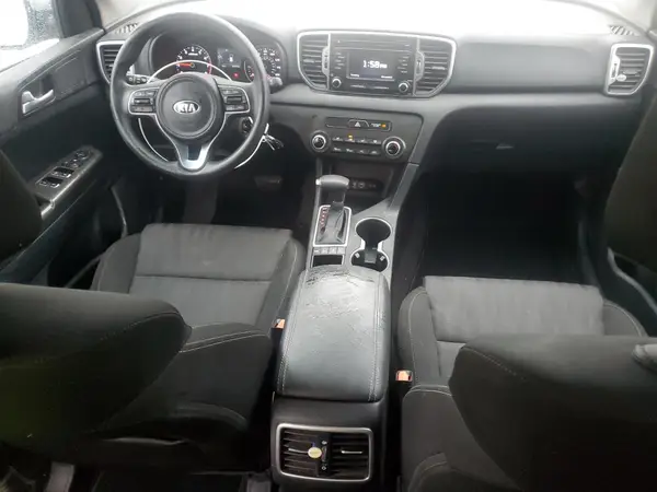 KNDPMCACXH7141089 2017 KIA SPORTAGE - Image 8