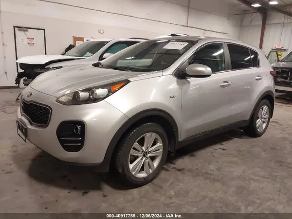 KNDPMCACXH7153176 2017 KIA SPORTAGE - Image 2