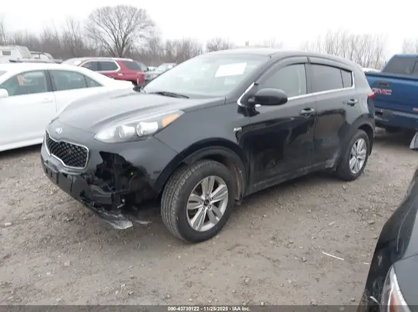 KNDPMCACXH7154148 2017 KIA SPORTAGE - Image 2