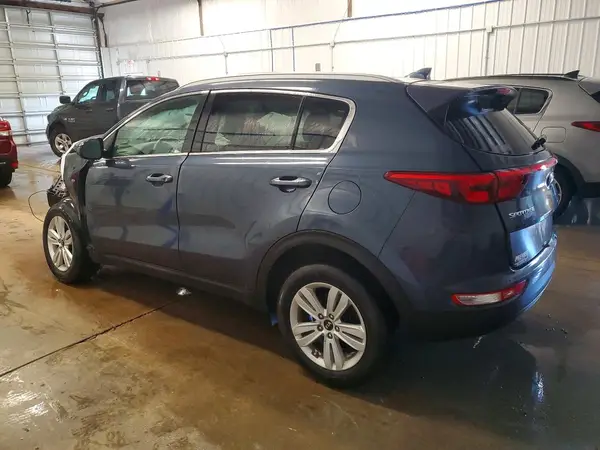 KNDPMCACXH7170205 2017 KIA SPORTAGE - Image 2