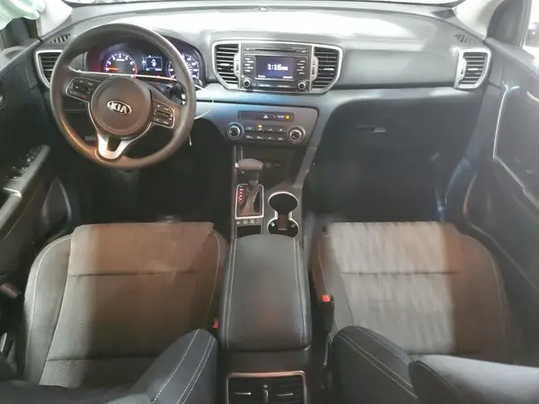 KNDPMCACXH7192639 2017 KIA SPORTAGE - Image 8