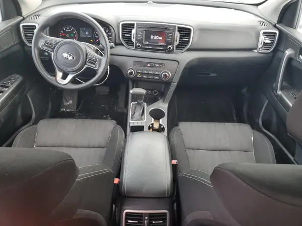 KNDPMCACXH7208435 2017 KIA SPORTAGE - Image 8