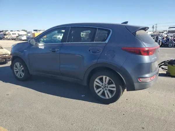 KNDPMCACXH7220438 2017 KIA SPORTAGE - Image 2