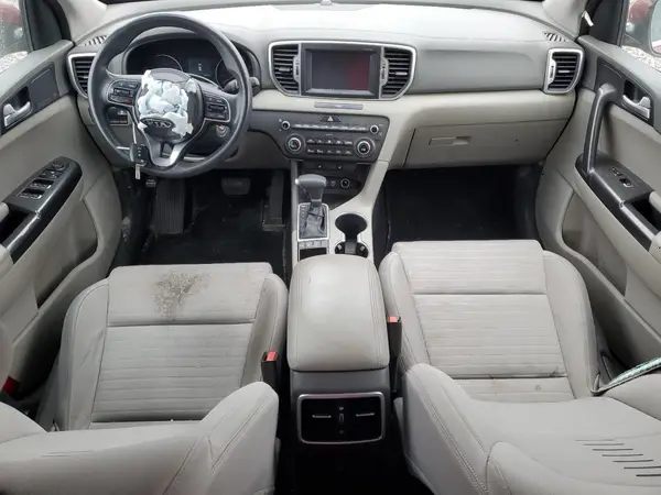 KNDPMCACXH7237840 2017 KIA SPORTAGE - Image 8
