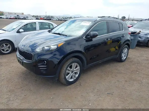 KNDPMCACXH7240298 2017 KIA SPORTAGE - Image 2