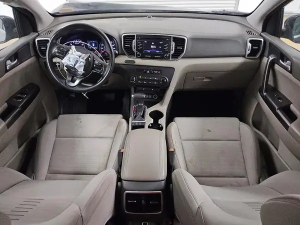 KNDPMCACXH7241242 2017 KIA SPORTAGE - Image 8