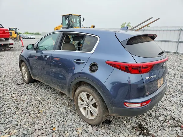 KNDPMCACXH7247400 2017 KIA SPORTAGE - Image 2