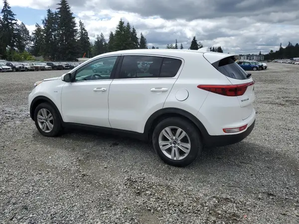 KNDPMCACXH7257764 2017 KIA SPORTAGE - Image 2
