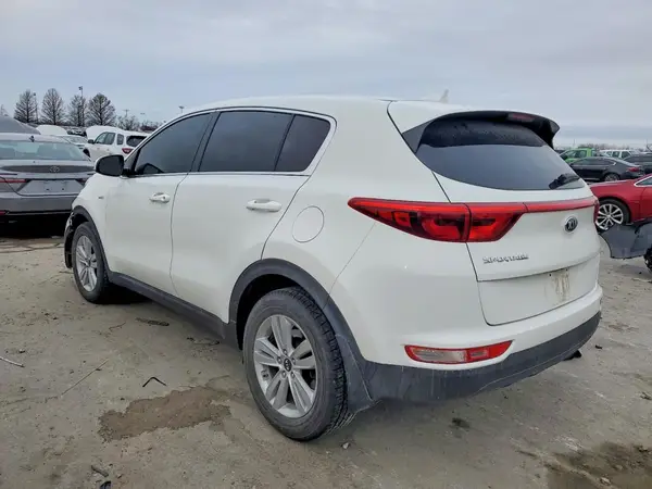 KNDPMCACXH7262401 2017 KIA SPORTAGE - Image 2