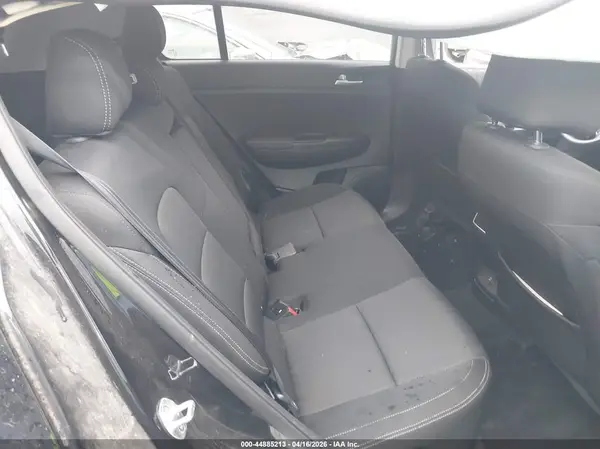 KNDPMCACXH7271888 2017 KIA SPORTAGE - Image 8