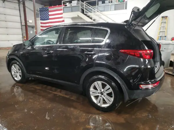 KNDPMCACXH7283538 2017 KIA SPORTAGE - Image 2