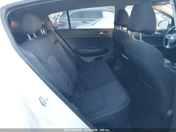 KNDPMCACXH7283779 2017 KIA SPORTAGE - Image 8