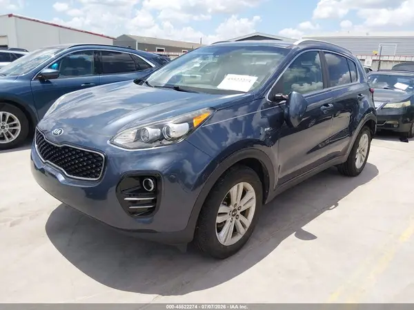 KNDPMCACXH7288979 2017 KIA SPORTAGE - Image 2