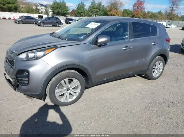KNDPMCACXH7297987 2017 KIA SPORTAGE - Image 2