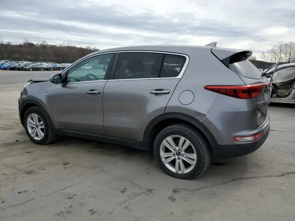 KNDPMCACXH7300368 2017 KIA SPORTAGE - Image 2