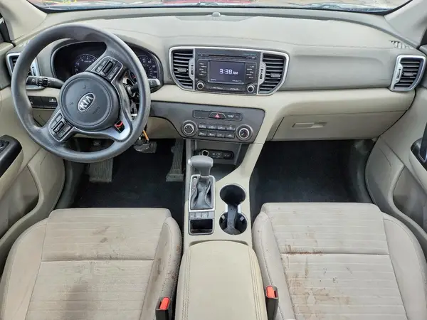 KNDPMCACXJ7306659 2018 KIA SPORTAGE - Image 8