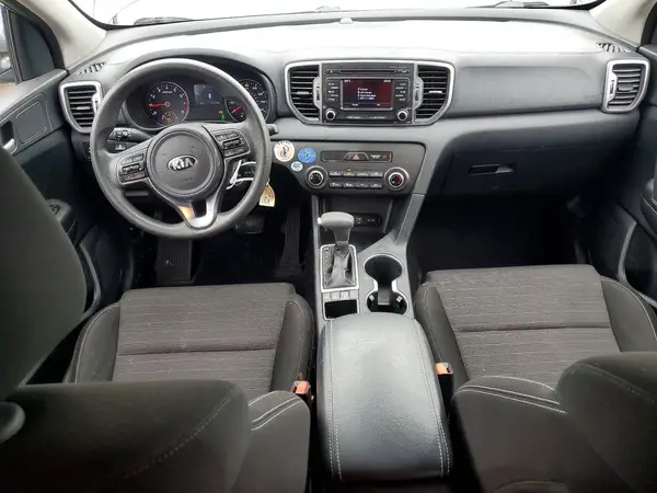 KNDPMCACXJ7308475 2018 KIA SPORTAGE - Image 8