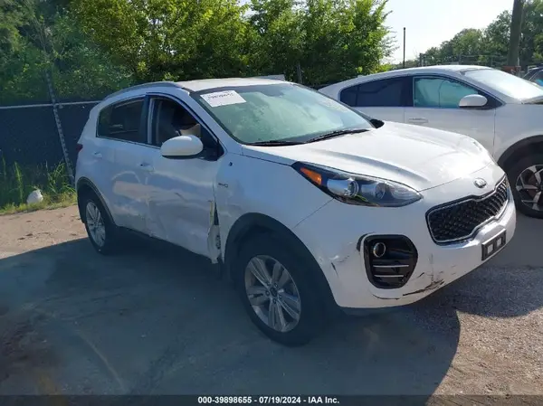 KNDPMCACXJ7327169 2018 KIA SPORTAGE - Image 1