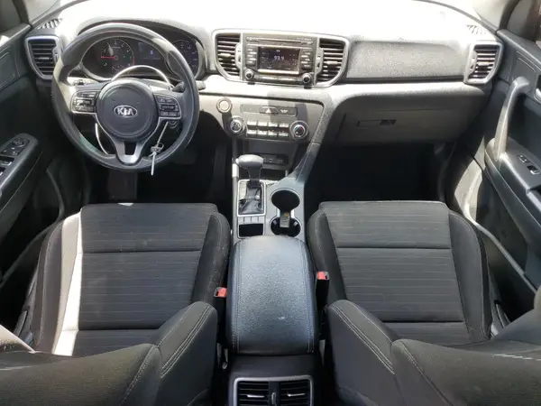 KNDPMCACXJ7331397 2018 KIA SPORTAGE - Image 8