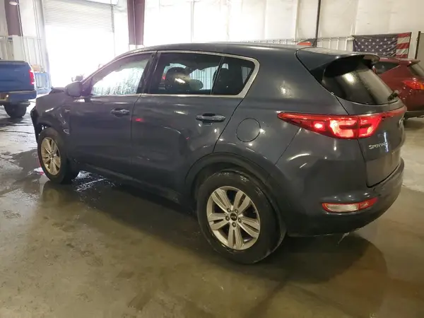 KNDPMCACXJ7335417 2018 KIA SPORTAGE - Image 2