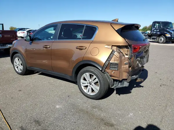 KNDPMCACXJ7350760 2018 KIA SPORTAGE - Image 2