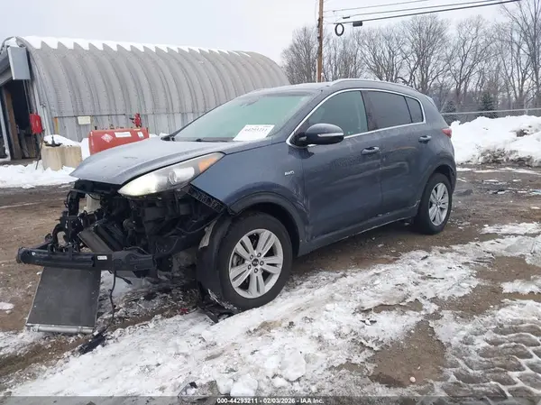 KNDPMCACXJ7355652 2018 KIA SPORTAGE - Image 2
