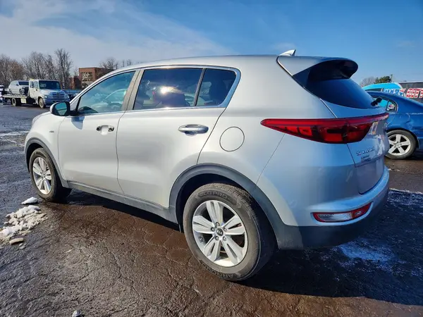 KNDPMCACXJ7362522 2018 KIA SPORTAGE - Image 2