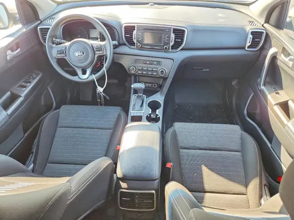 KNDPMCACXJ7362522 2018 KIA SPORTAGE - Image 8