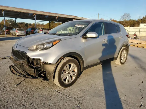 KNDPMCACXJ7370104 2018 KIA SPORTAGE - Image 1