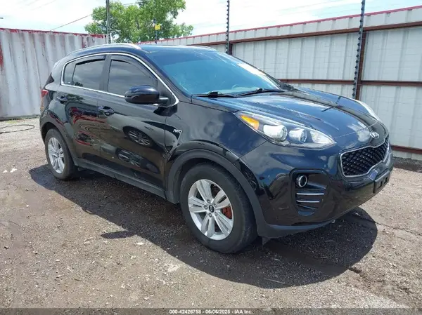 KNDPMCACXJ7373181 2018 KIA SPORTAGE - Image 1