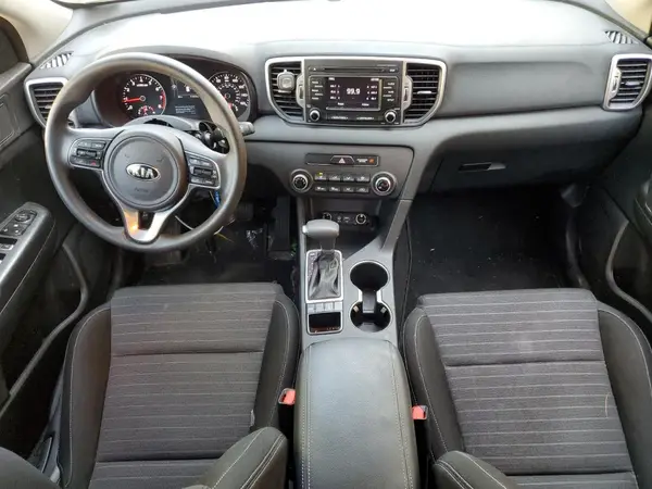 KNDPMCACXJ7381569 2018 KIA SPORTAGE - Image 8